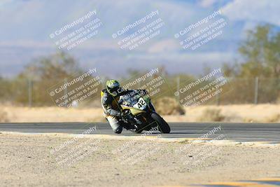 media/Jan-10-2025-CVMA Friday Practice (Fri) [[489e0da257]]/Group 4 and Trackday/Session 5 (Turn 7)/